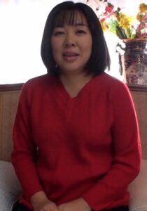 【h_1724a108g00011】小さな会社を経営する52歳の熟女が会社の為にAV出演を決意！ポッチャリボディに黒々陰毛がエロ過ぎる熟女のアヘ顔めがけて顔射フィニッシュ！ / 即ヌキ