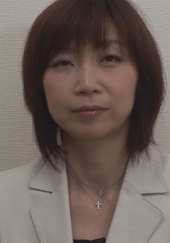 熟女系風俗で働くキレイ目バツイチさん！これぞ本物と言わんばかりの絶品技を披露したら吸い付くような肉壺で肉棒を刺激して生中出し！ アイキャッチ画像 【人妻熟女】