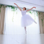 旦那が抱いてくれない…今が女ざかりの人妻バレリーナ 香織さん 32歳 AV DEBUT 久しぶりの中出し軟体セックスで本気の連続イキ/ディープス