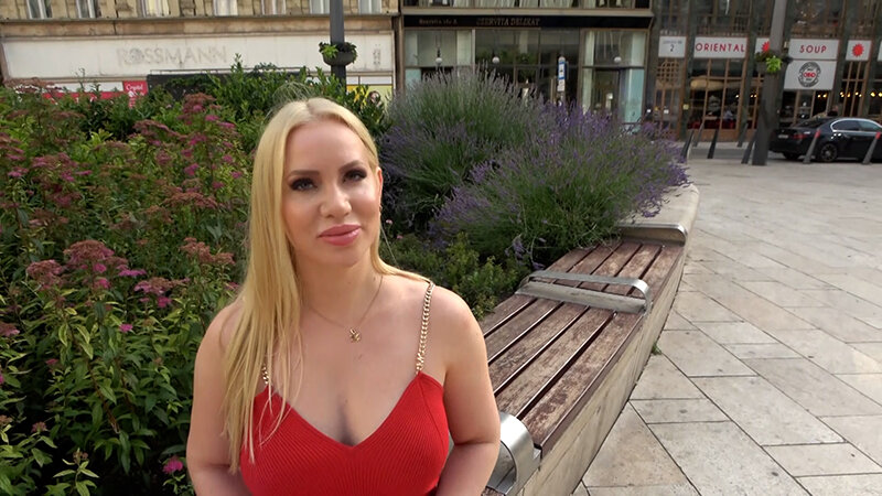欧州の街角ナンパ！ゴージャスなダイナマイトボディの金髪美女を片言の英語でナンパして部屋に誘い侍肉棒で国際交流SEX！/即ヌキ
