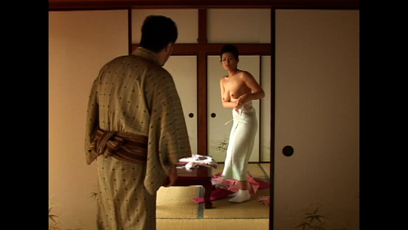 上司の妾の娘を後妻として迎え入れたが一切カラダを許してくれなかった…。一計を案じた夫の行動とは…。昭和初期を舞台にした狂乱淫靡劇場！/即ヌキ