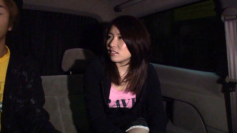 本当はもっとエッチがしたいけど旦那には中々言い出せないシャイな素人妻をナンパでゲット！まだまだ艶めかしい身体を堪能！生中出しセックス！/即ヌキ
