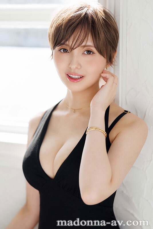 色気漂う愛されベリーショートの人妻 水原冴香 34歳 AV DEBUT/マドンナ