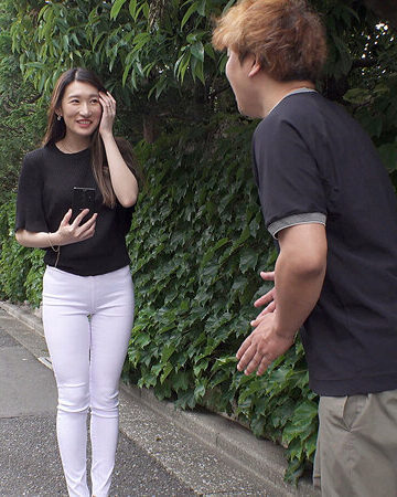 THE ドキュメント 本能丸出しでする絶頂SEX 高身長美人OL妻のスケベなエロBODYが狂う乱交絶頂交尾 小谷舞花/美人魔女/エマニエル