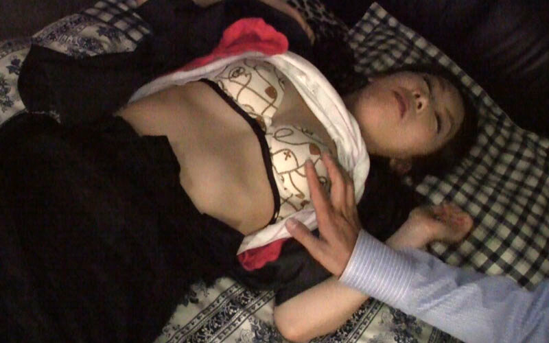 憧れていた美人OL（既婚）が終電逃してボクと相部屋に…4時間/泥棒猫/エマニエル
