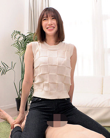 ベビーカーを押す産後処女の素人奥様のピタパン尻にデカチン即ハメ！ご無沙汰マ○コにデカチン無理やりねじ込み強引にイカせる高速ピストン口説きSEXに連続絶頂！「あなた許して‥」そのまま子宮の奥を激突きされ連続生中出し！/赤面女子