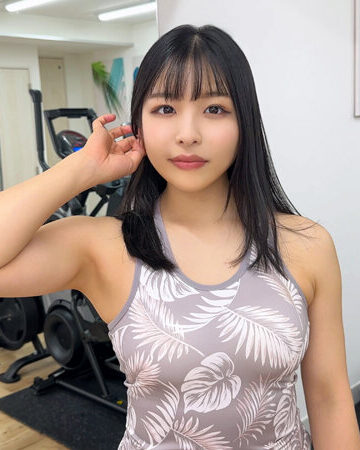 男を喰らう鍛えた極膣で精液を搾り取る淫乱人妻ジムトレーナー/HMN WORKS