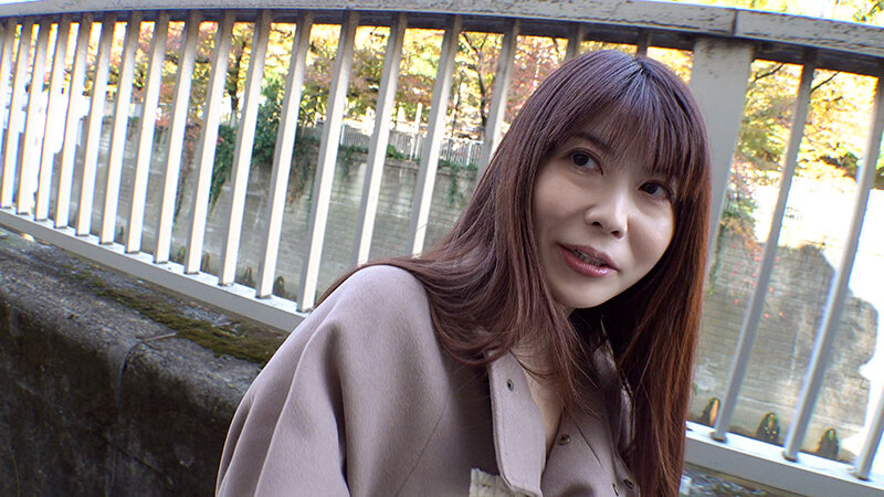 夫の指示でSEX動画を撮る熟女！！本当は恥ずかしいけれど愛する夫の指示に従う健気な嫁！プレイをする度に変態の心が芽生えて盛大に感じまくるNTRれ妻に中出し/HMN WORKS