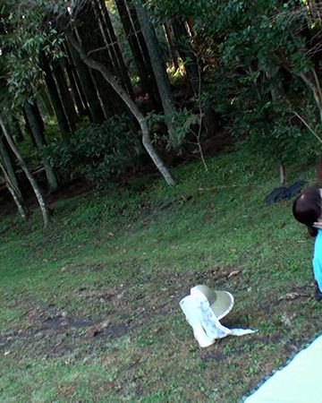 もうすぐ六十路の熟女がAVに応募。森の木陰で淫乱中出しSEX！太陽の下で本能丸出しAV撮影！/即ヌキ
