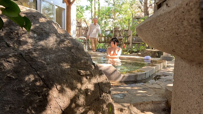 夫の実家の旅館を訪れた若妻。義父の激しくアブノーマルな責めに経験したことのない快感を感じドMな性癖を開花させてしまう！/即ヌキ
