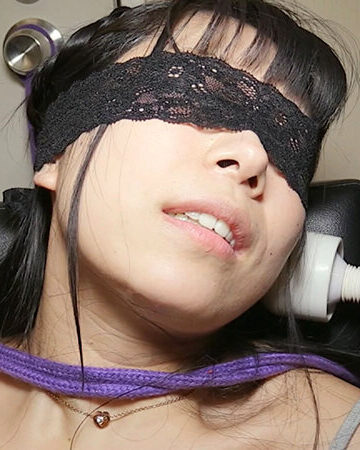 欲求不満開放！声が枯れそうなほどイキまくる色白童顔妻と3Pセックス！/即ヌキ