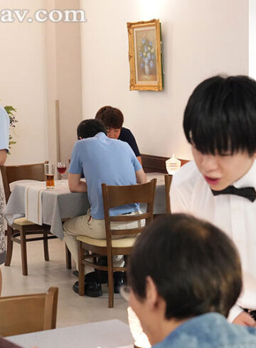 年下の学生に溺れる時給1249円の不倫‘中出し‘パートタイム。 吉瀬葵/マドンナ
