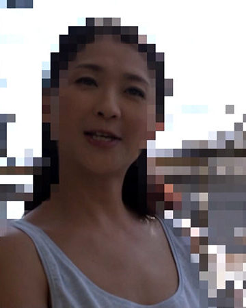 無防備に脇から乳首をちらつかせる母に暴走する愚息！エロ過ぎる母ちゃんが悪いんだ！！肉欲セックスに溺れる！/即ヌキ